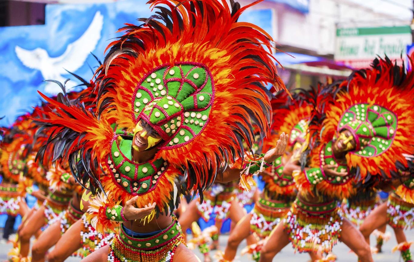 Tìm hiểu về lễ hội sắc màu MassKara tại Bacolod, Philippines